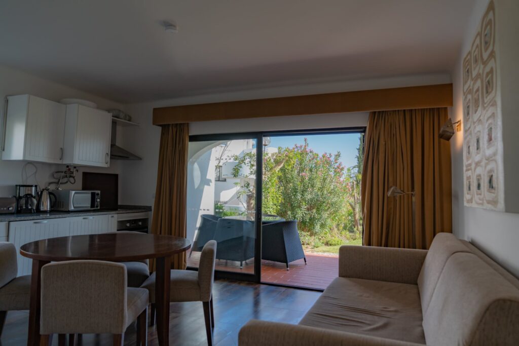 view at outside of the self catering apartment