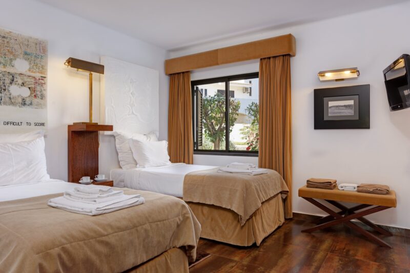 door entrance view at the 2 single bed - bedroom