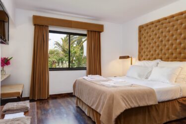 double bed - bedroom
