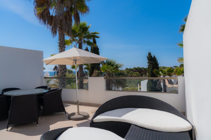 balcony resting area