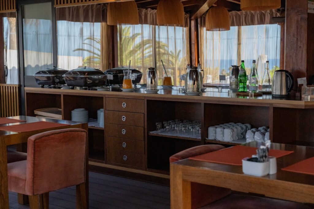 hotel_bar_restaurant